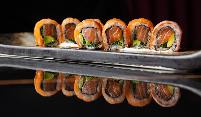 יאוזה yauza - תל אביב-יפו