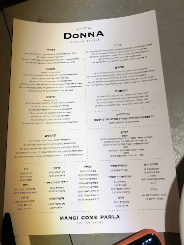 Donna La Cucina Italiana