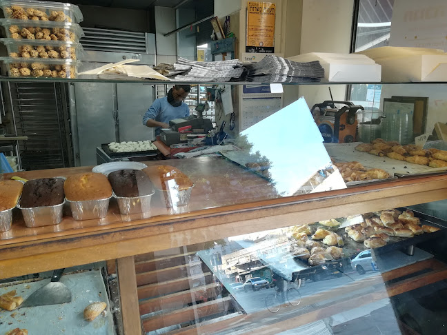 Opinii despre קונדיטורית פוני în תל אביב-יפו - הסעדה