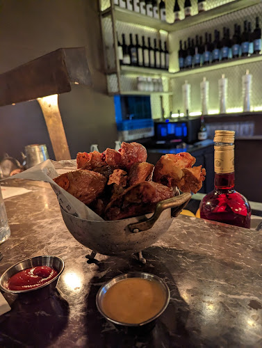 בלאק איירון black iron - הסעדה