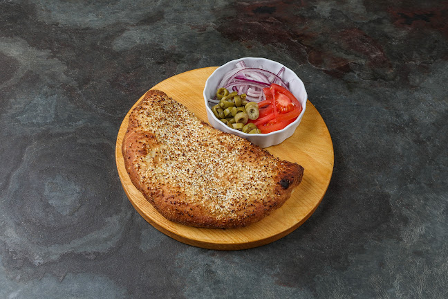 פיצה מאנו - הסעדה