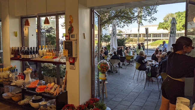 לחמנינה מרמורק - הסעדה