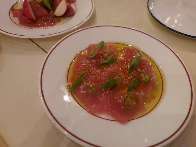 חצר יין - הסעדה