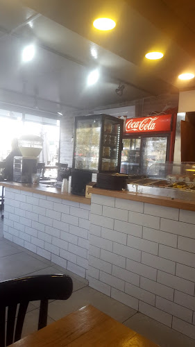 Burgus Burger Bar נתניה - הסעדה