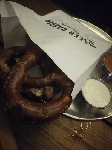 ביר גארדן - הסעדה