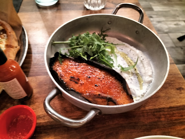 Comentarii opinii despre Manuel