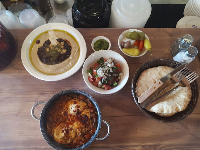 Opinii despre מסעדת חומוס יובי în צפת - הסעדה