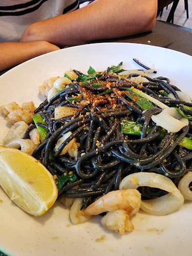 ג'ירף - בני דרור