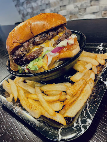 Opinii despre Shelby’s Munch Bar în חיפה - הסעדה