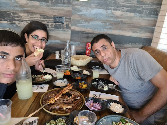 רונן בשרים - הסעדה