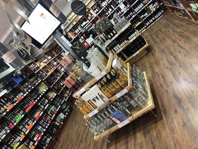 בר המשקאות הוד השרון - הסעדה