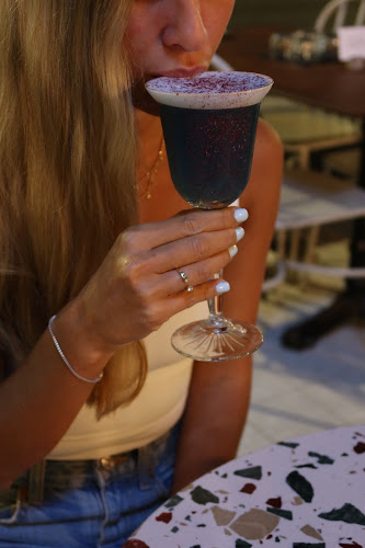 בר קוקטיילים | מיה וואלאס | בר בפתח תקווה | Mia Wallace - הסעדה