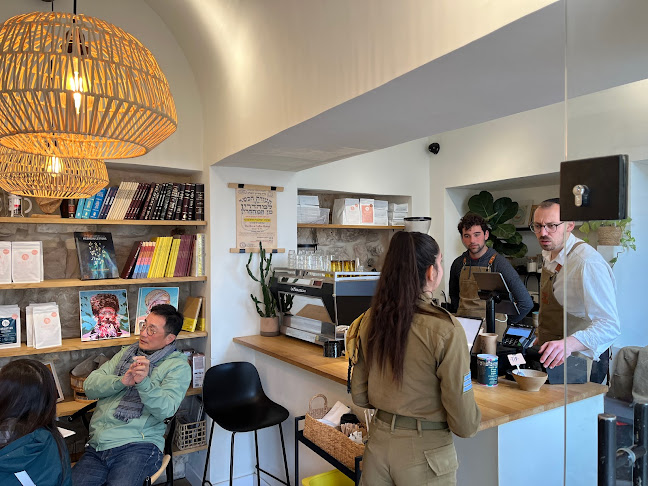 Beit El 8, Jerusalem