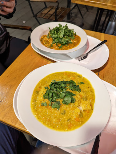 מרקט טבעוני דיזינגוף - הסעדה