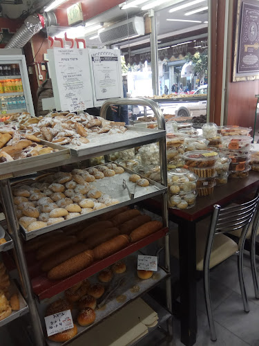 רינת, קפה וקונדיטוריה - הסעדה