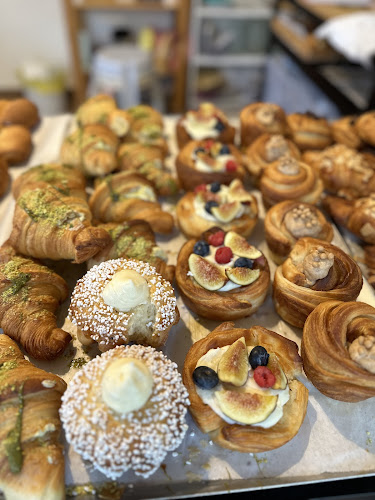 Shani Boutique-שני בוטיק מאפים•קינוחים•קפה