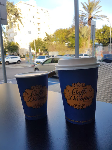 קפה בראלי - הסעדה