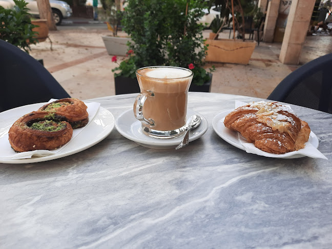 Opinii despre קפה הנדיב כשר în הרצליה - הסעדה
