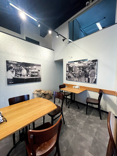 אוא קפה בעיר - חיפה