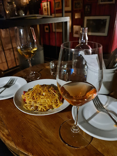 Nahum wine house נחום בית יין - חיפה