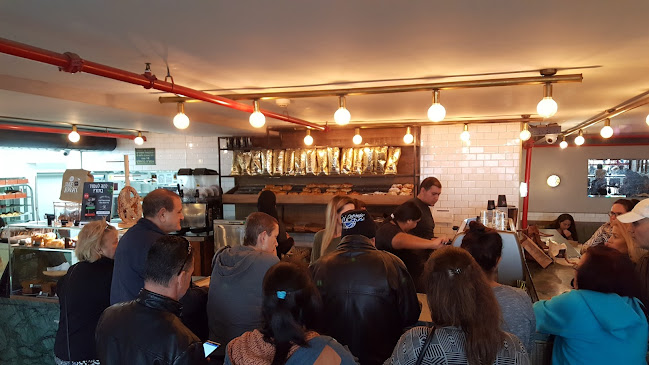 aroma espresso bar - הסעדה