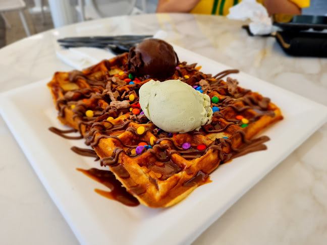 Miss Loren - נתניה