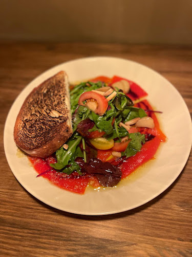 אדלה בשוק - הסעדה