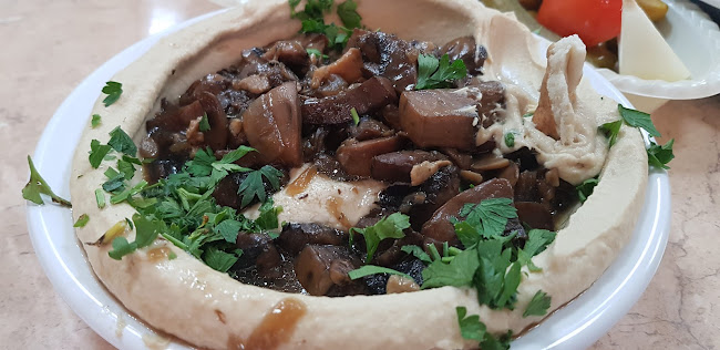 משאוושה רשת מסעדות חומוס פול בע"מ - הסעדה