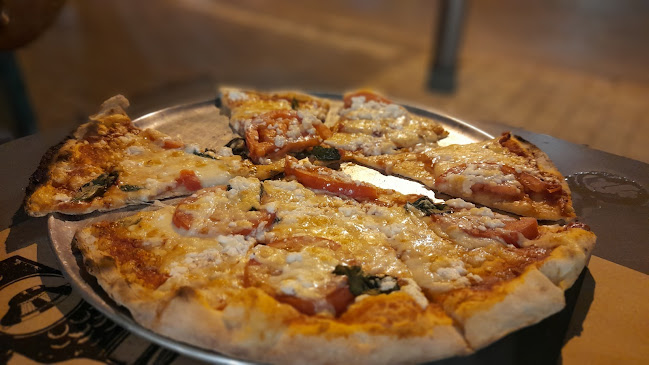 Pizza Fino - הסעדה