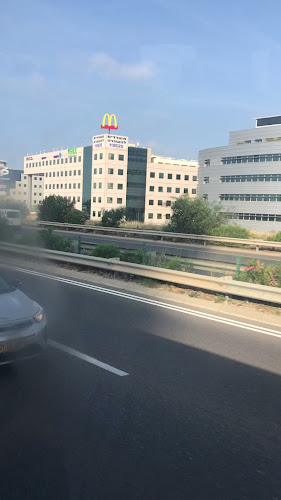 מקדונלד'ס - הסעדה