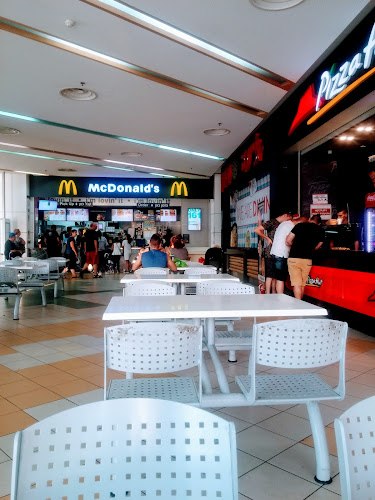 תאופיק, תופיק זיאד 53, נצרת, 16000