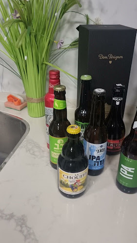 Opinii despre בית המשקאות של נפתלי în גבעתיים - הסעדה