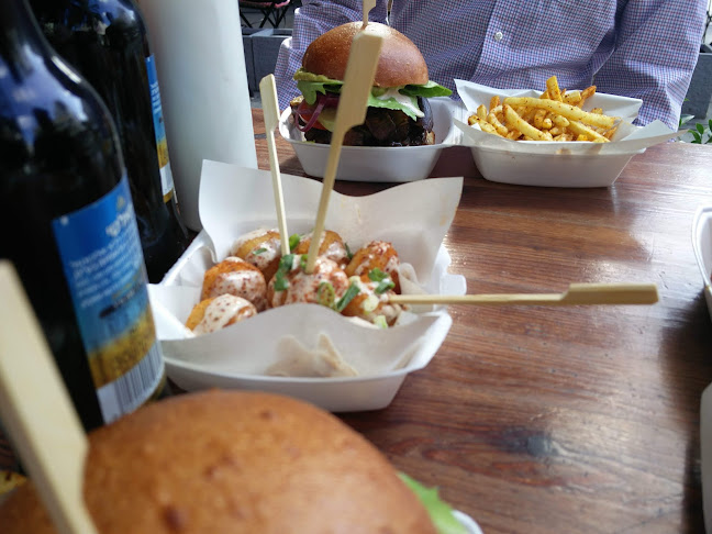 Opinii despre אל בורגרי în חיפה - הסעדה