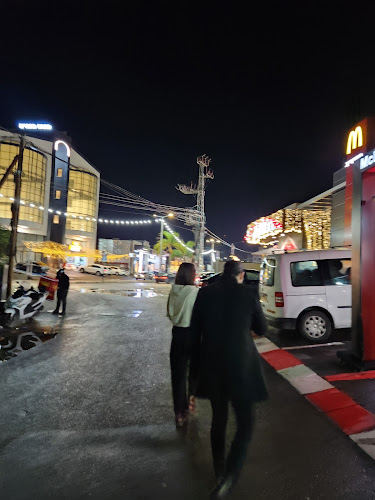 McDonald's - הסעדה