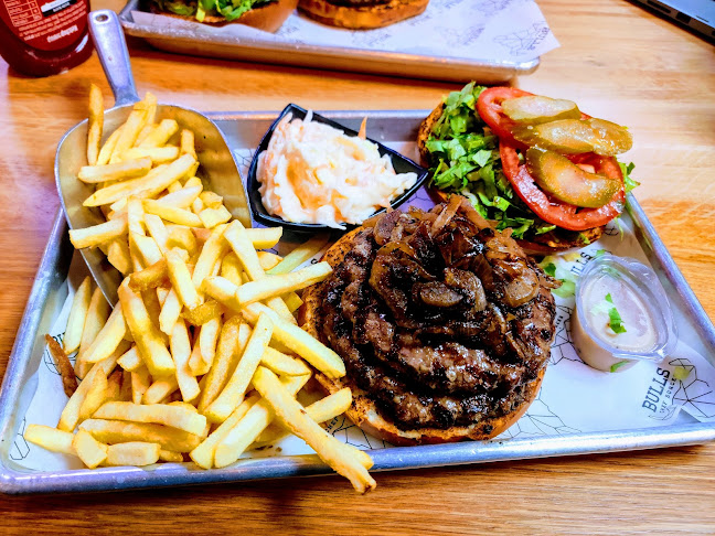 Comentarii opinii despre בולס קריות BULLS - Chef Burger