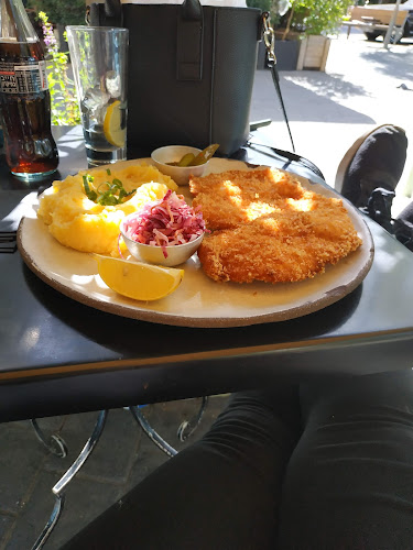 קפה זוריק - הסעדה