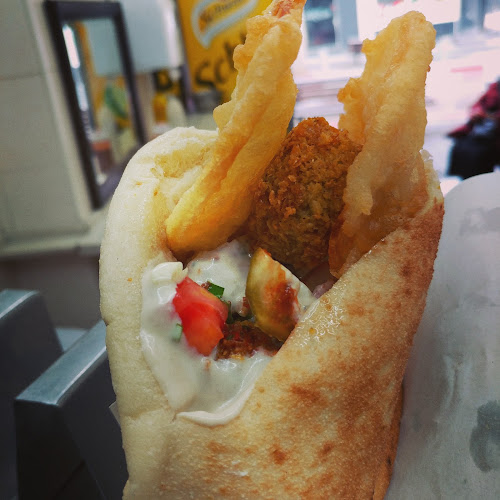 פלאפל בנין ג'וני