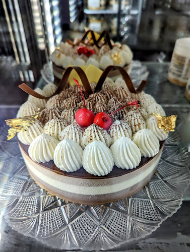 Opinii despre Shmulik patisserie în נס ציונה - הסעדה