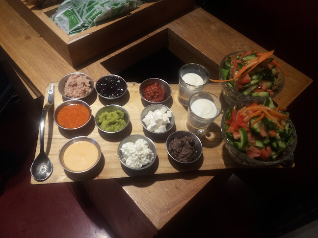 מאפה נאמן - הסעדה