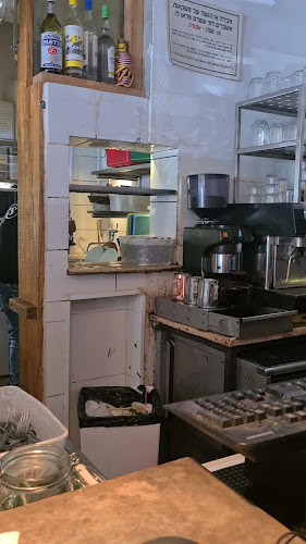 Opinii despre א לה רמפה în תל אביב-יפו - הסעדה