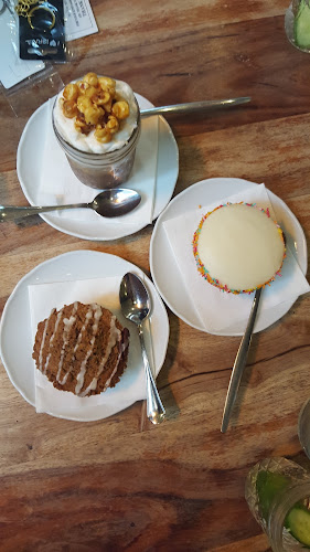 NOLA American Bakery - הסעדה