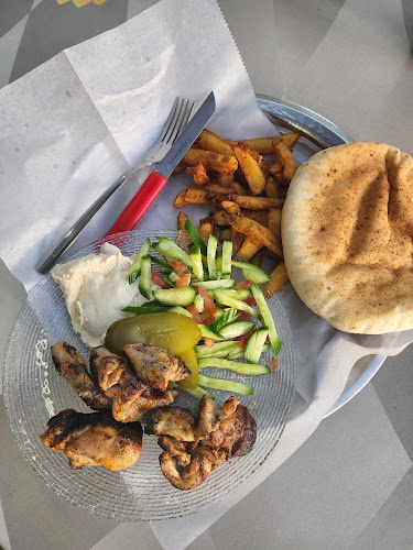 שיפוד הפלא - הסעדה