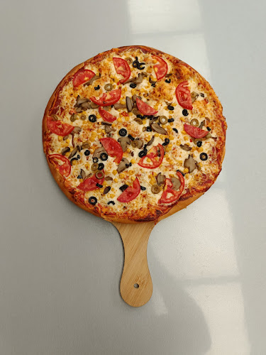 פיצרייה לה צ'צ'ה - הסעדה