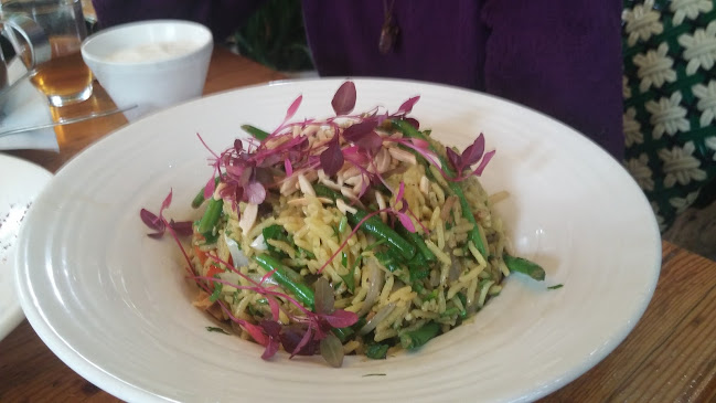 פטוש - הסעדה