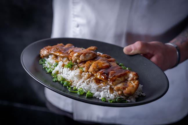 מסעדה אסייתית - סורה סושי לאונג'✔️אוכל אסייתי✔️סושי - הסעדה