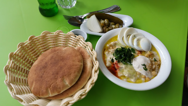 פול'ס - חומוסיה בשוק