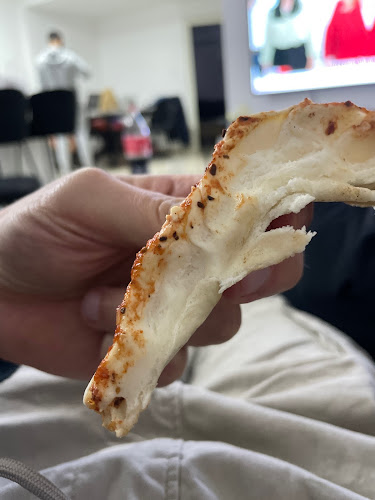 פיצה סטורי מוצקין - הסעדה