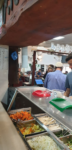 סטקיית סבינו - הסעדה