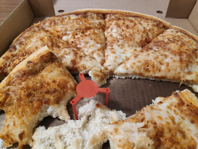 Opinii despre פיצה האט - נהריה כשר בדץ în נהריה - הסעדה