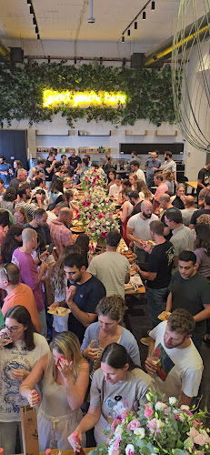 מעדנייה מקומית - תל אביב-יפו